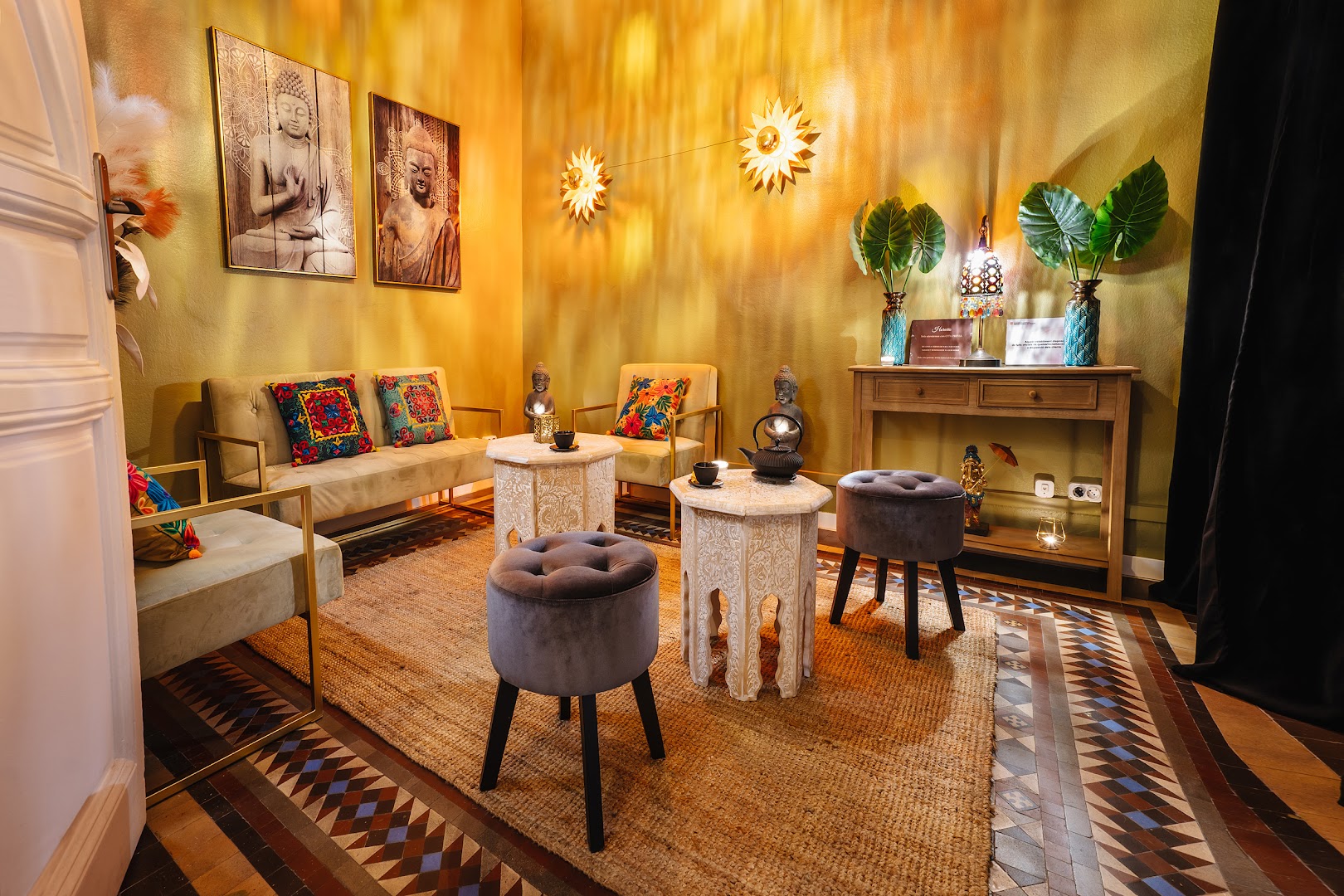 Natural Thai Spa - Erotic Massage in Barcelona, Spain