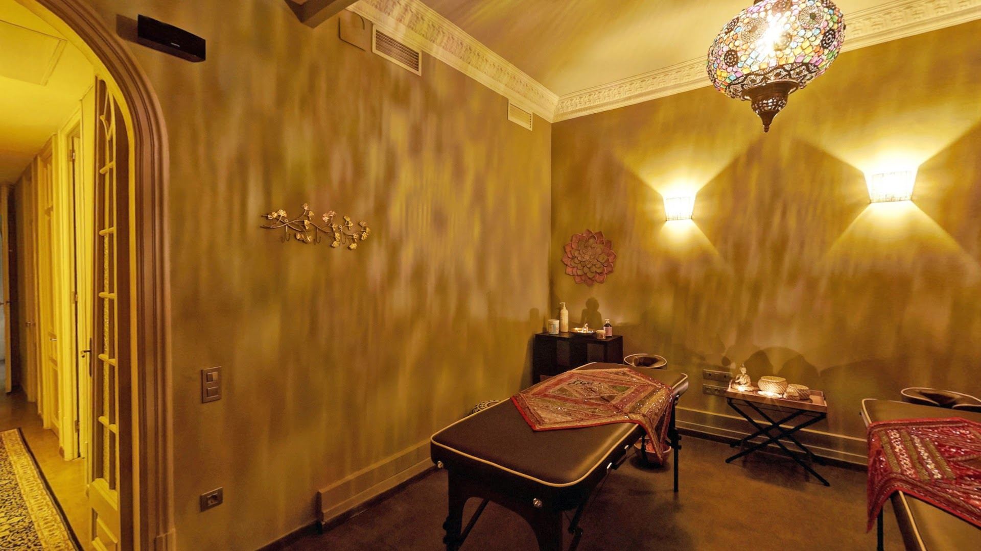 Oriental Thai Masajes Eróticos Barcelona - Erotic Massage in Barcelona, Spain