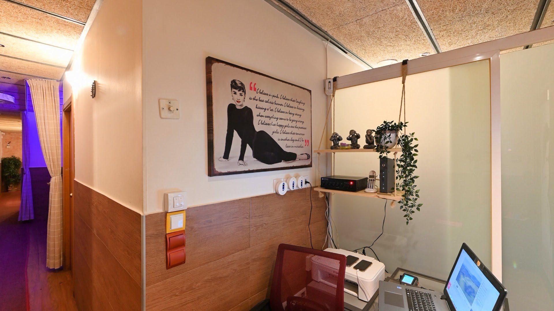 Sagues 51 - Erotic Massage in Barcelona, Spain