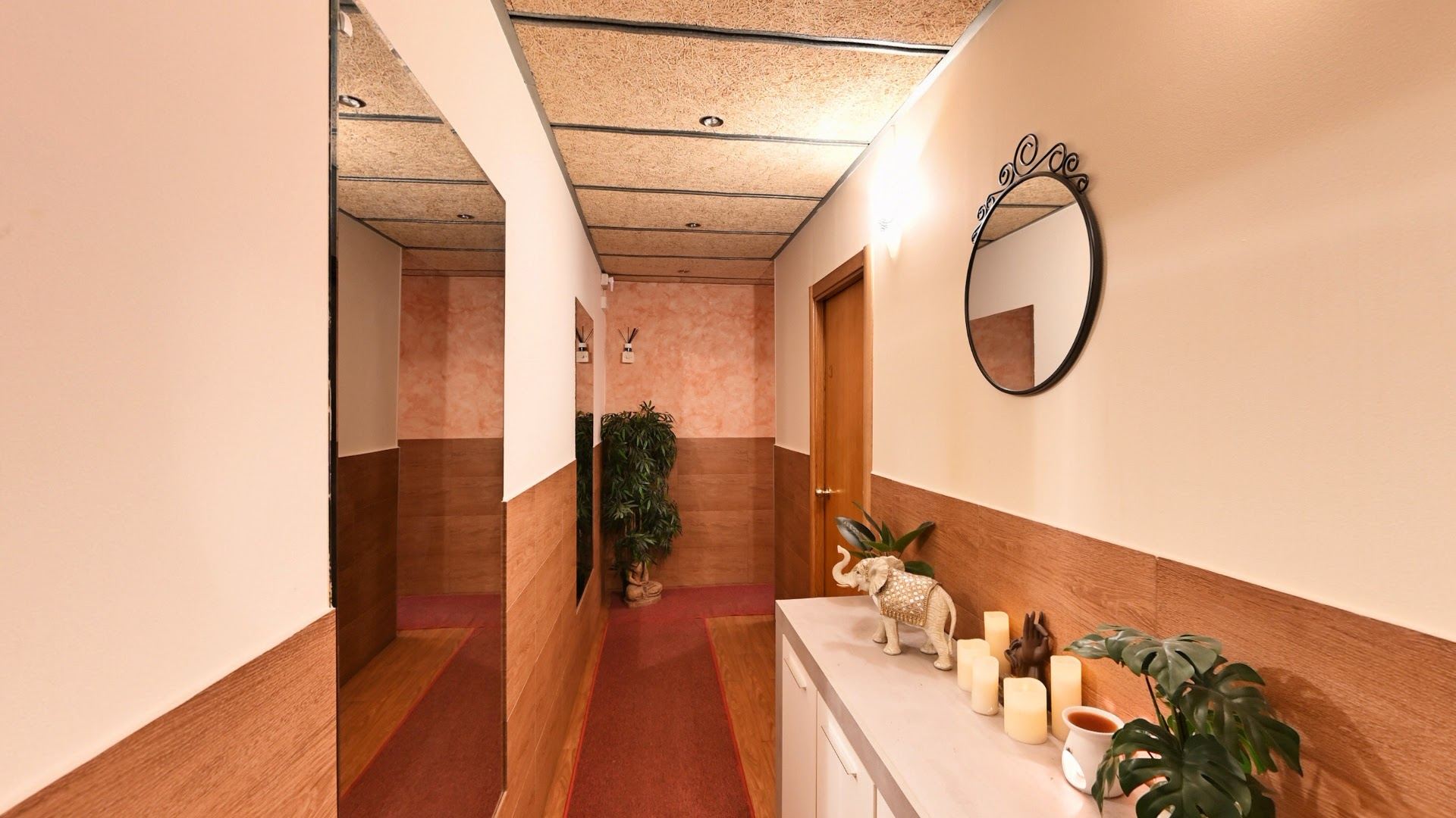 Sagues 51 - Erotic Massage in Barcelona, Spain