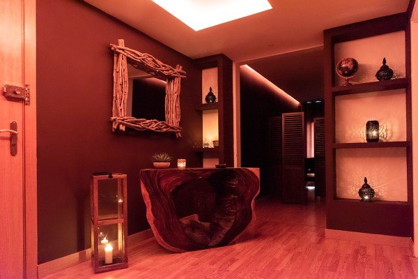 Santai - Erotic Massage in Barcelona, Spain
