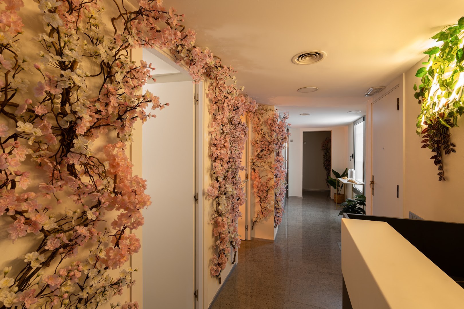 Tantra Paradise Massage Barcelona - Erotic Massage in Barcelona, Spain