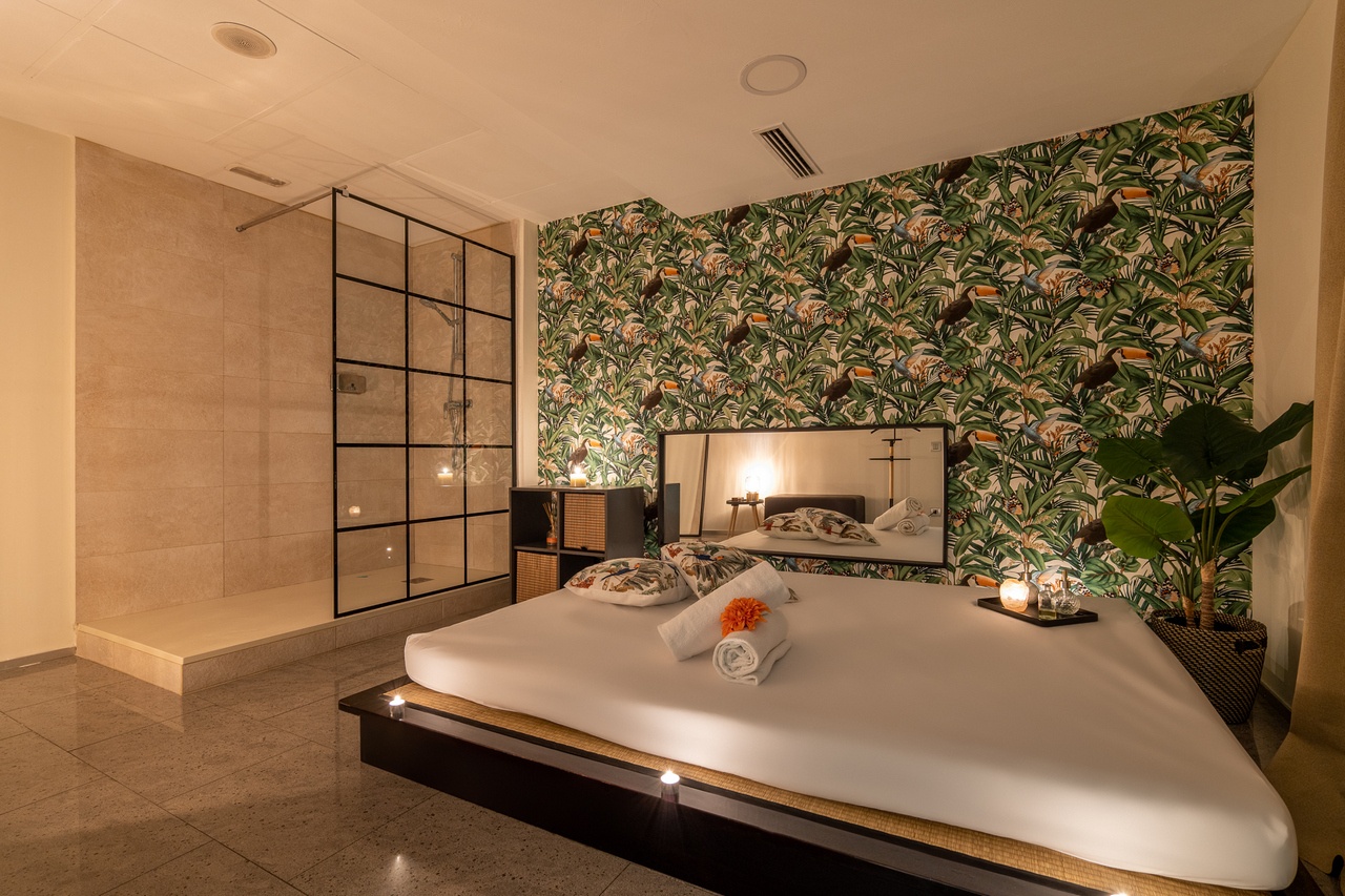 Tantra Paradise Massage Barcelona - Erotic Massage in Barcelona, Spain