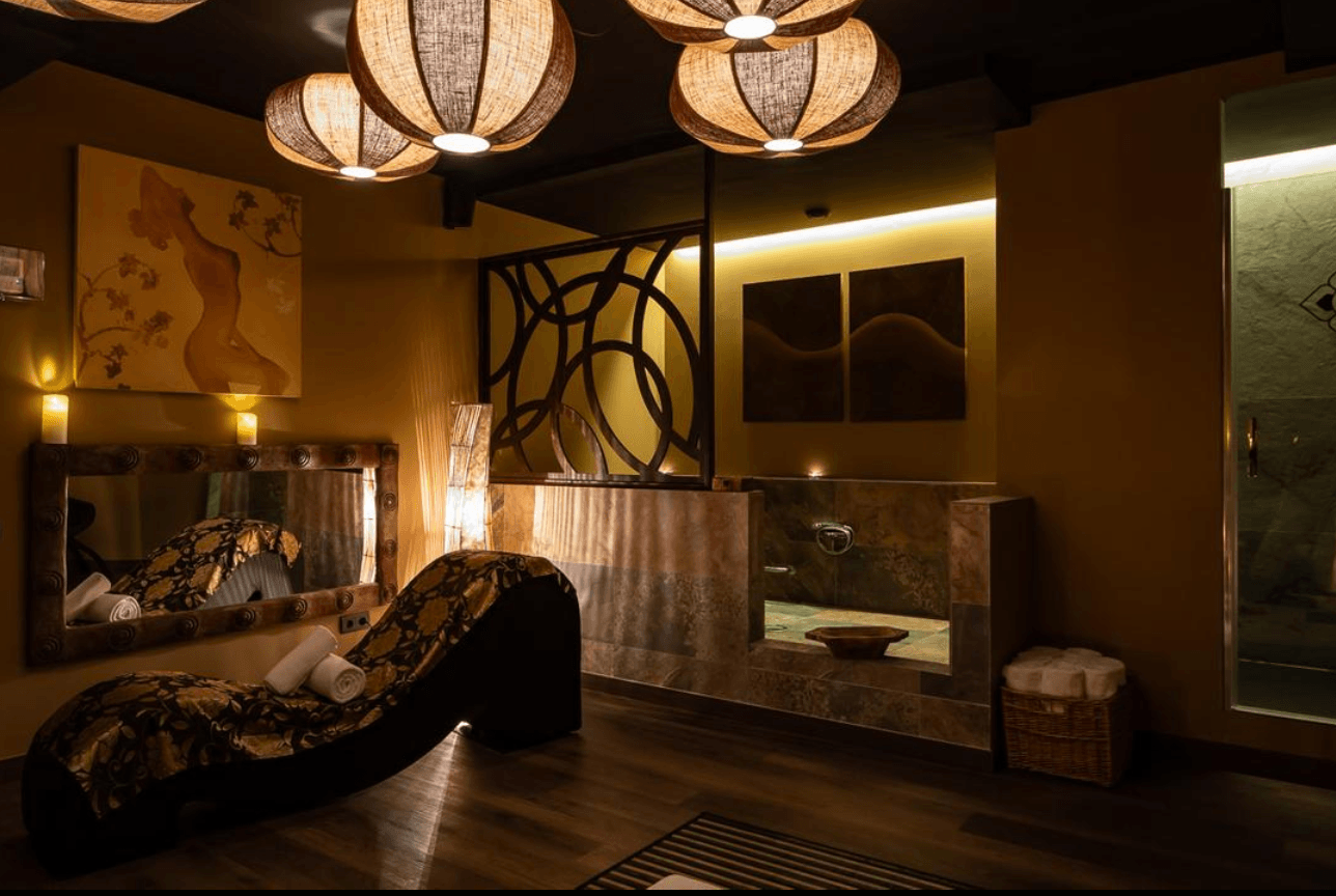 Thai Center Masajes Eróticos Barcelona - Erotic Massage in Barcelona, Spain