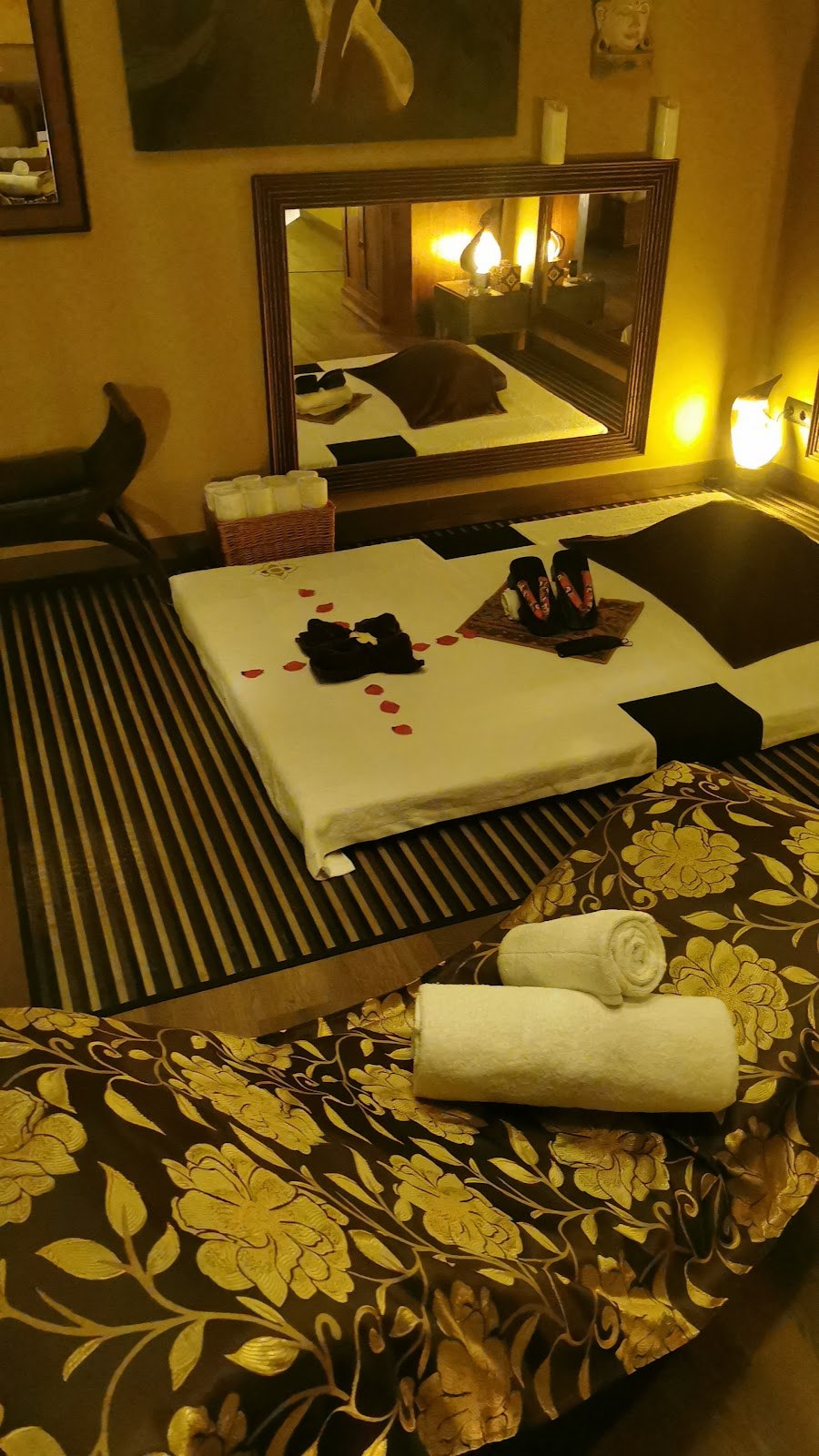 Thai Center Masajes Eróticos Barcelona - Erotic Massage in Barcelona, Spain