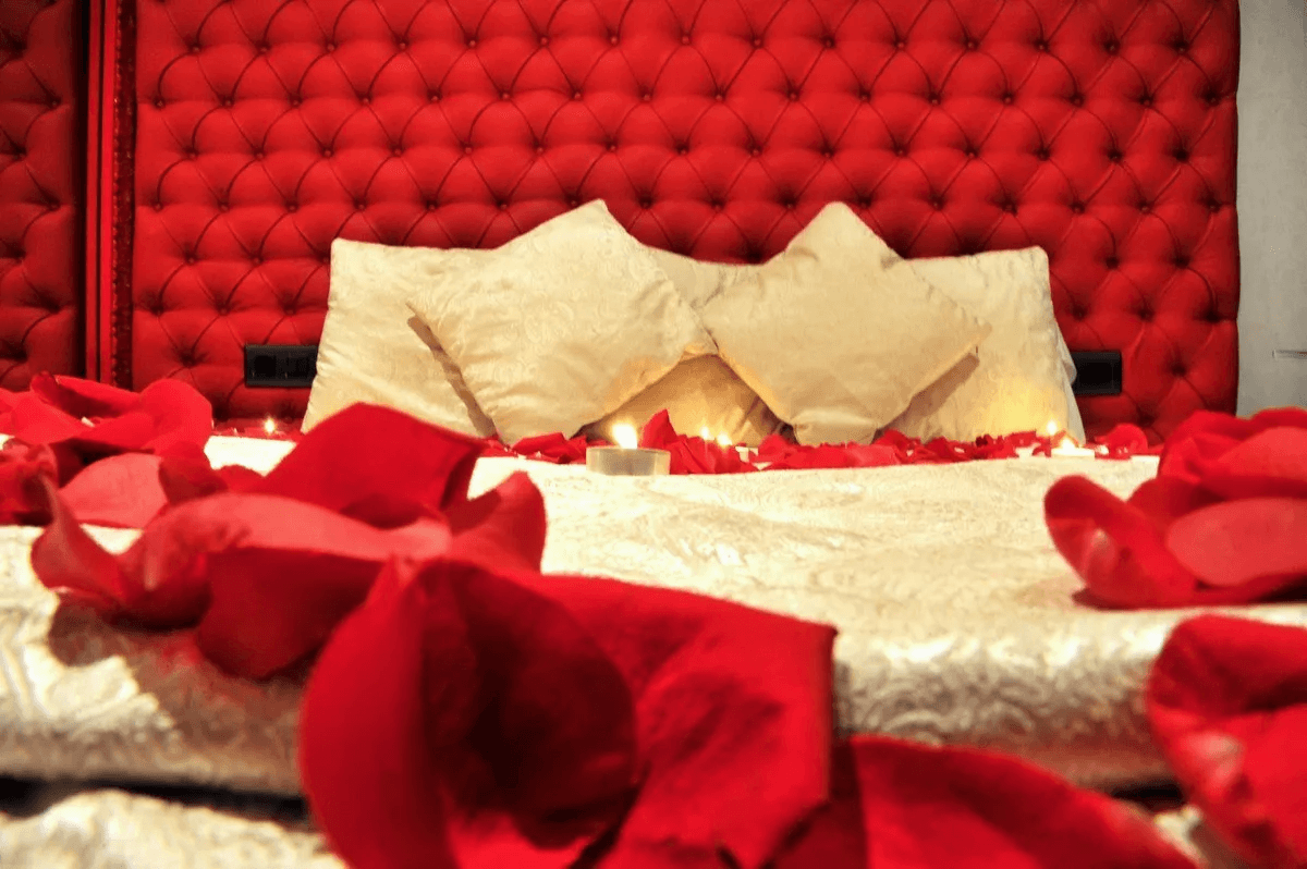 La Vie En Rose - Escort Agency in , Spain