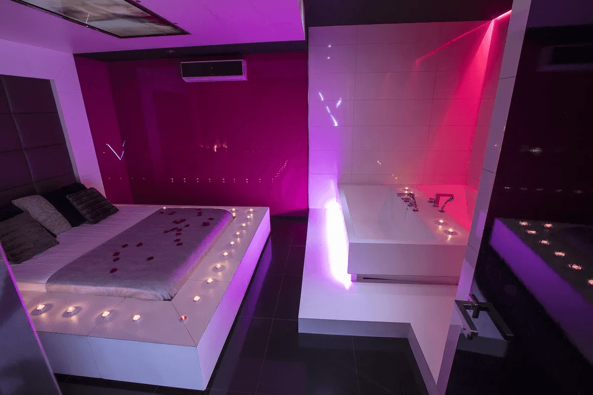 La Vie En Rose - Escort Agency in , Spain