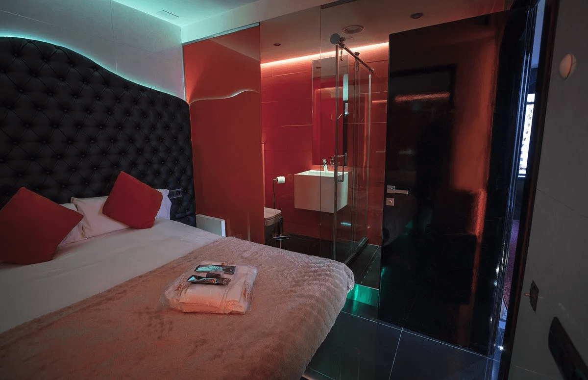 La Vie En Rose - Escort Agency in , Spain