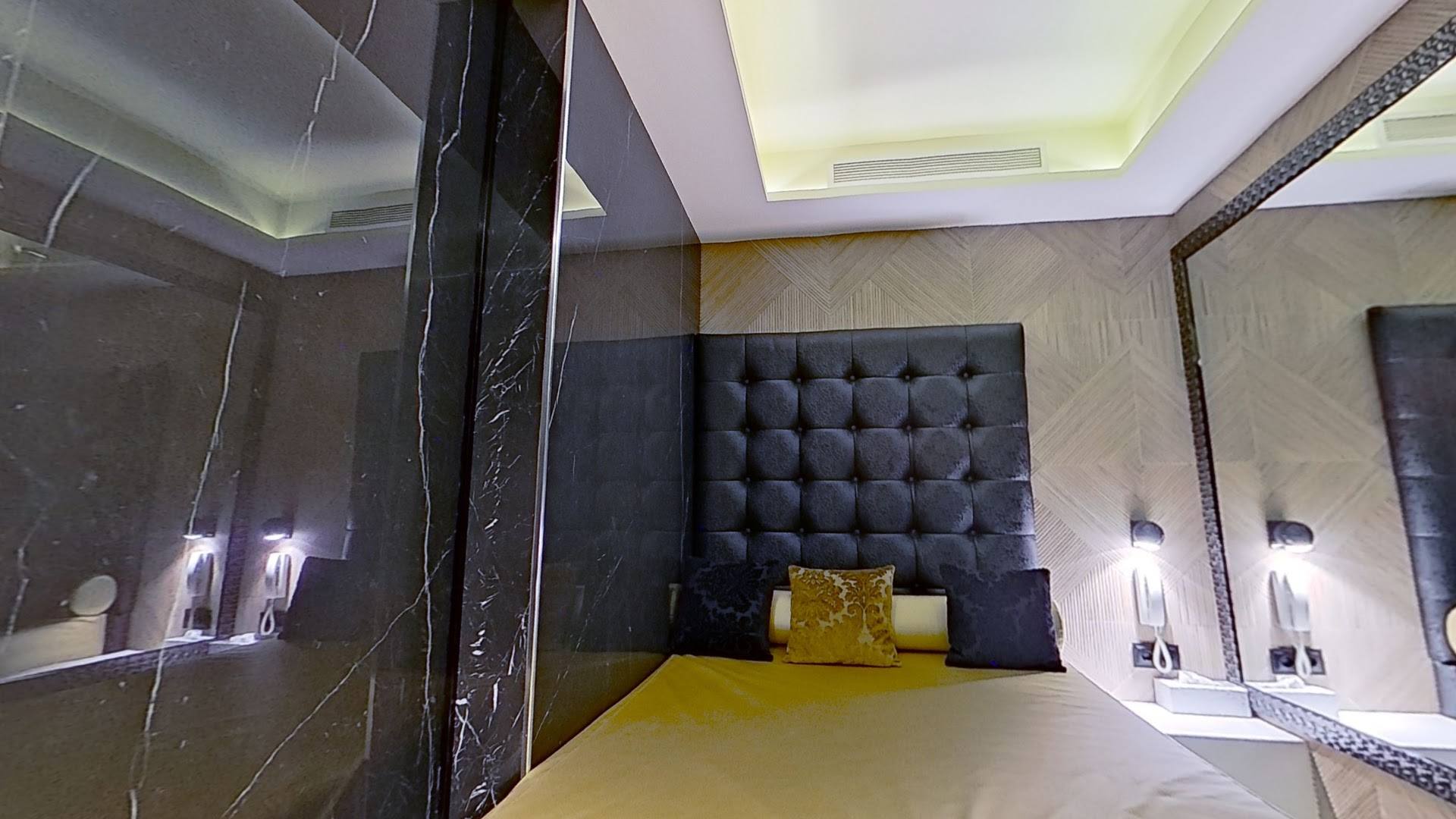 Maison Close Barcelona - Escort Agency in , Spain