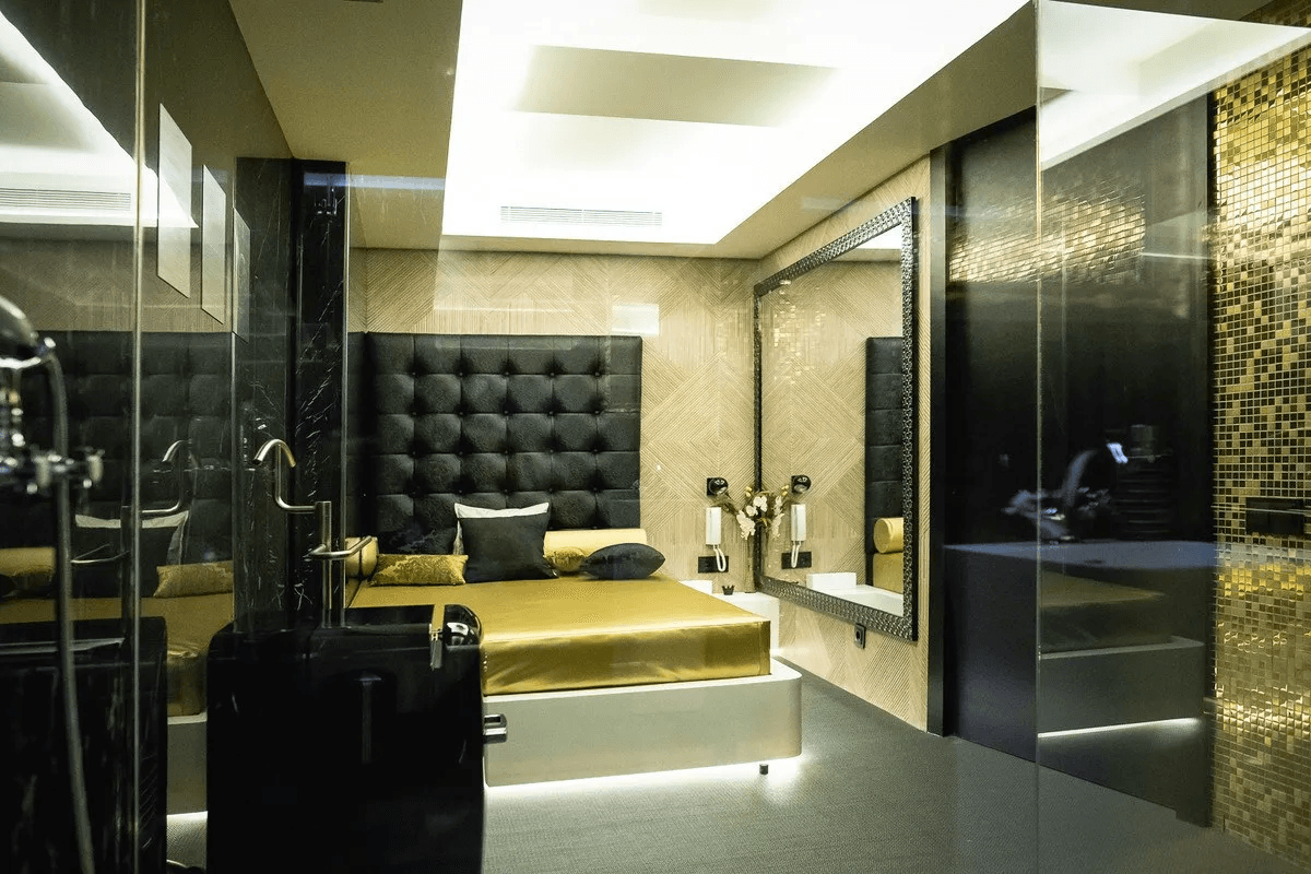 Maison Close Barcelona - Escort Agency in , Spain