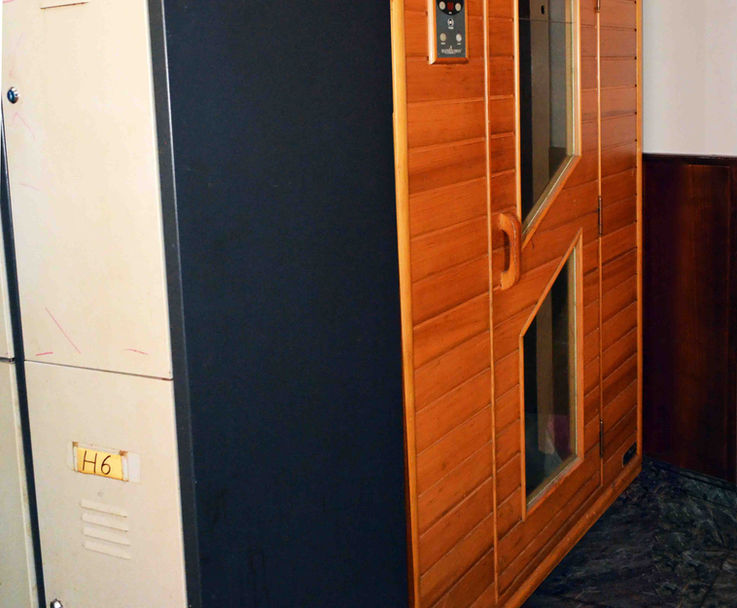 Sauna Lys - Fkk in Barcelona, Spain