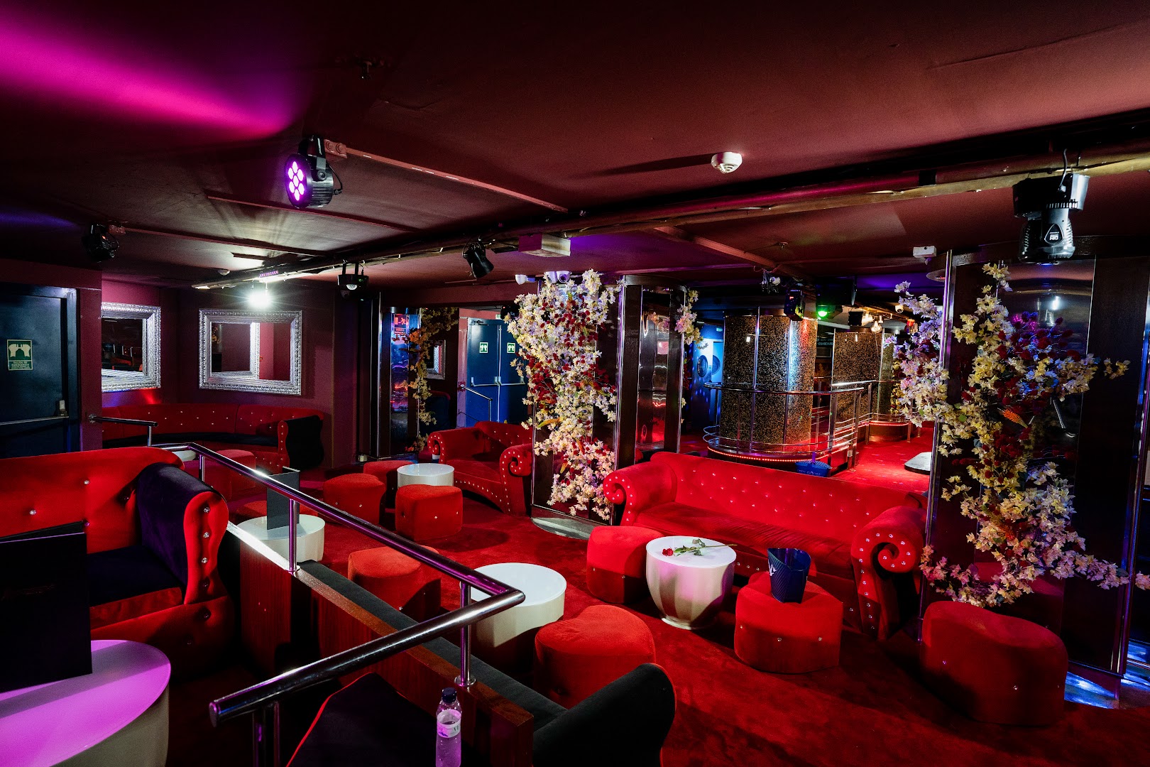 Bacarra Level Club - Nightclub in Barcelona, Spain