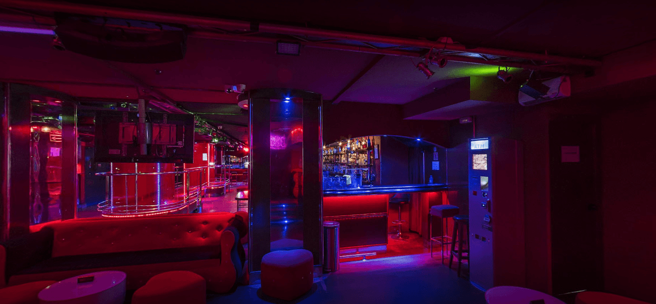 Bacarra Strip Club Barcelona - Nightclub in Barcelona, Spain