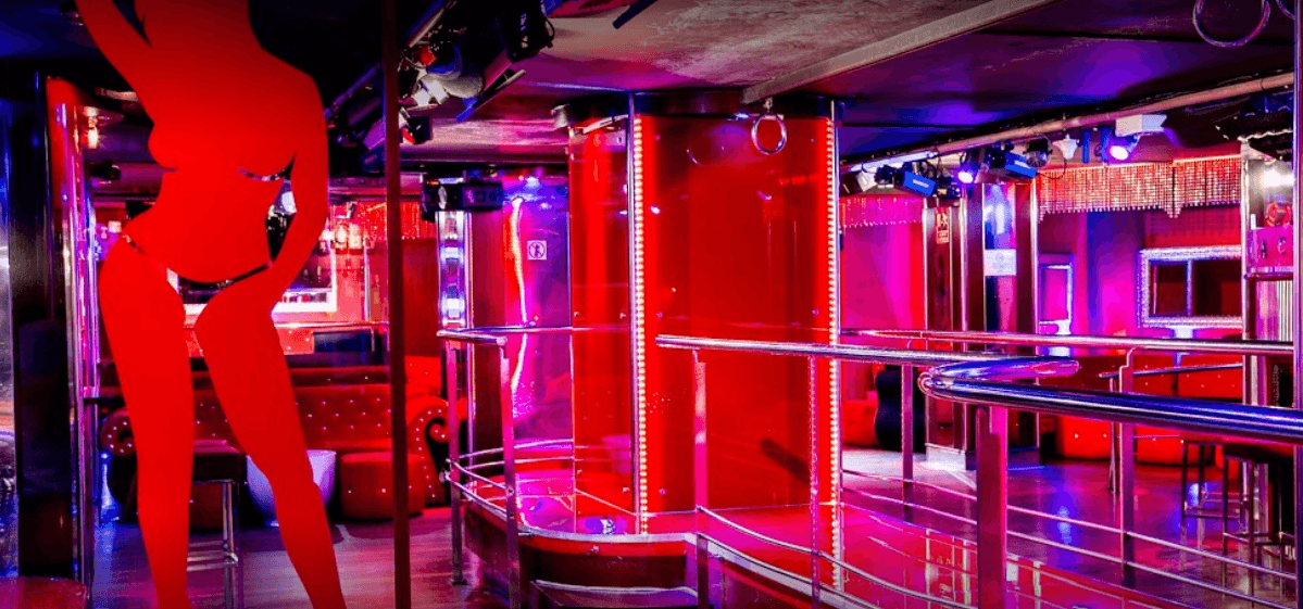 Bacarra Strip Club Barcelona - Nightclub in Barcelona, Spain