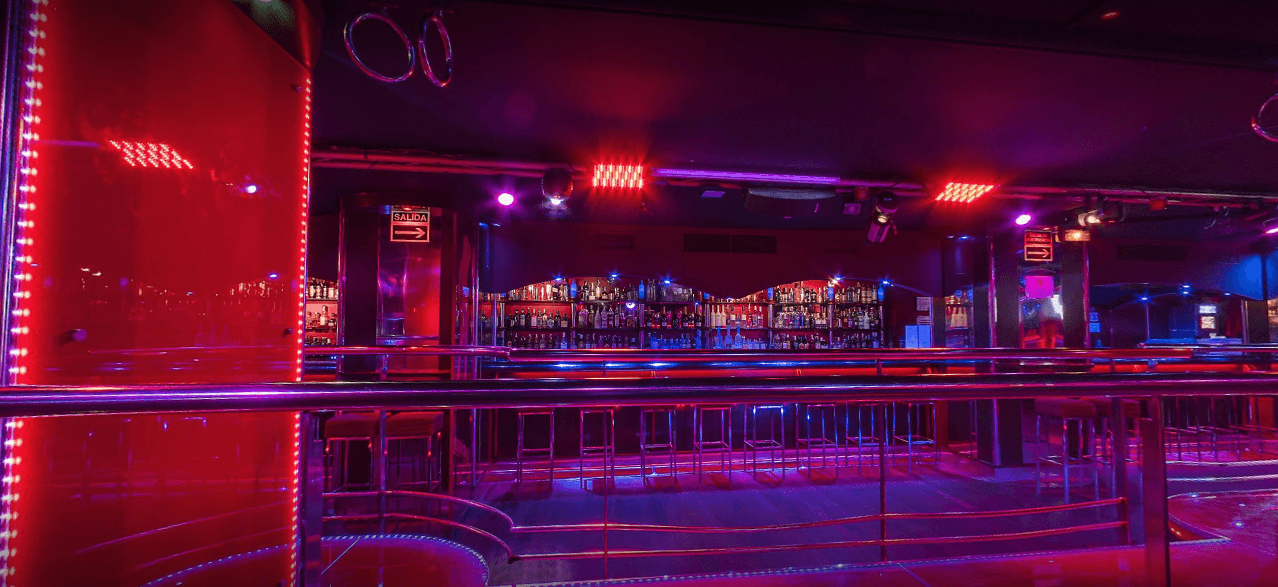 Bacarra Strip Club Barcelona - Nightclub in Barcelona, Spain