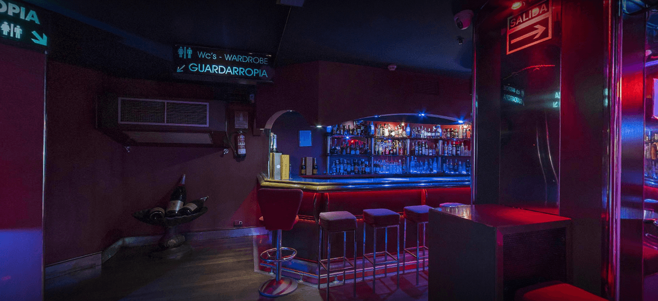 Bacarra Strip Club Barcelona - Nightclub in Barcelona, Spain