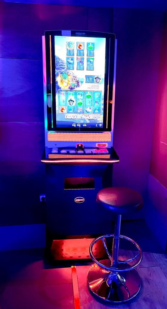 Breston Strip Club Barcelona - Nightclub in Barcelona, Spain