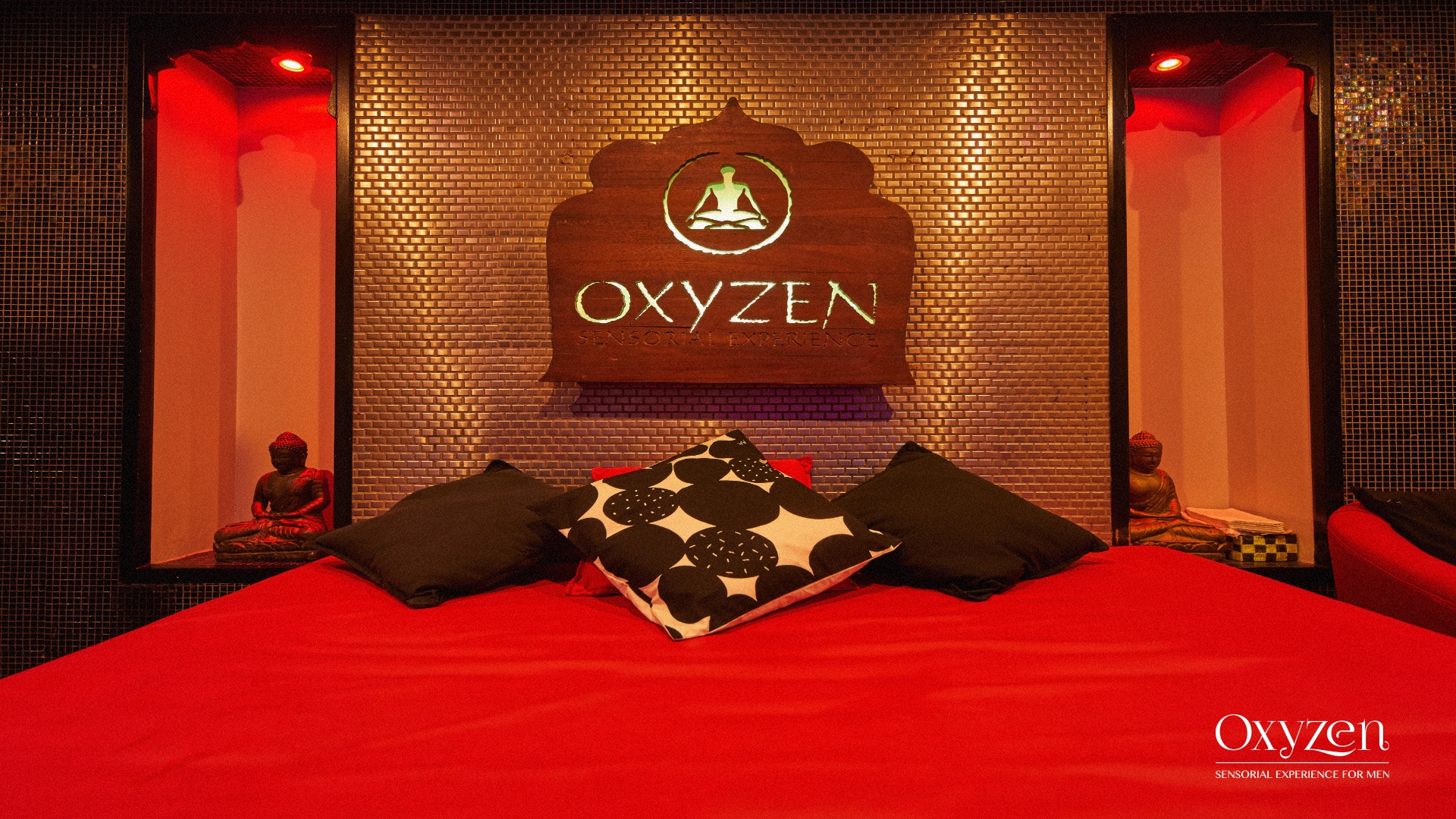 Centro Oxyzen Barcelona - Nightclub in Barcelona, Spain