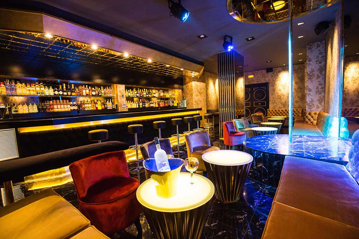 Darling Strip Club Barcelona - Nightclub in Barcelona, Spain