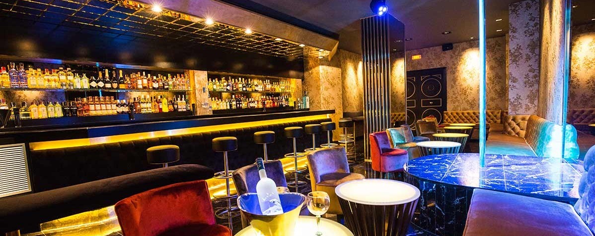 Darling Strip Club Barcelona - Nightclub in Barcelona, Spain