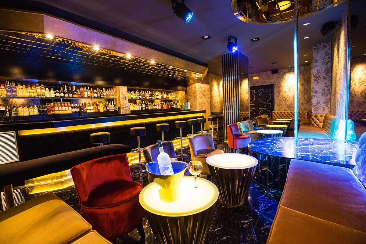 Darling Strip Club Barcelona - Nightclub in Barcelona, Spain