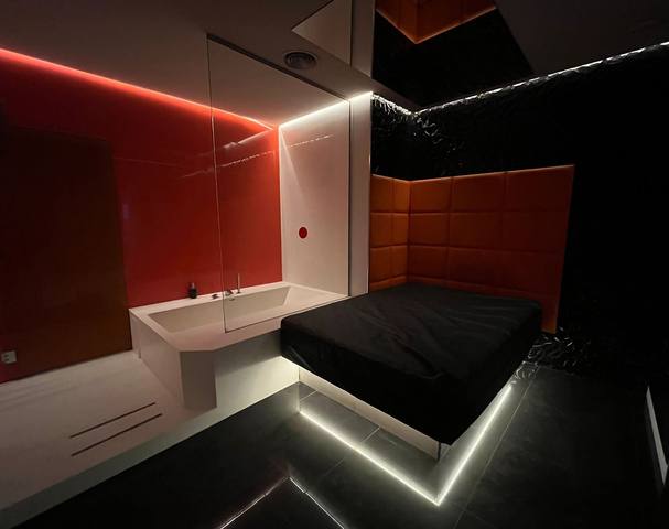 Haima Entença - Nightclub in Barcelona, Spain