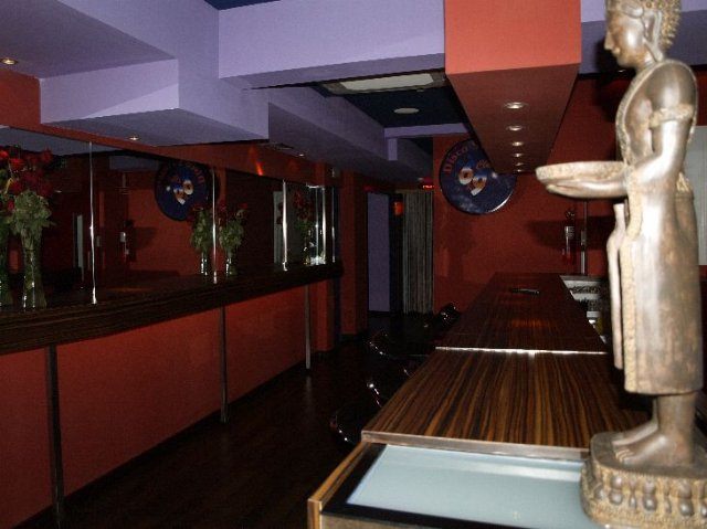 6y9 Local Liberal En Barcelona - Swinger Club in Barcelona, Spain