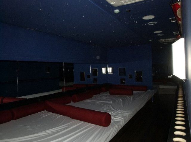 6y9 Local Liberal En Barcelona - Swinger Club in Barcelona, Spain