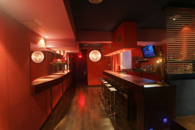 6y9 Local Liberal En Barcelona - Swinger Club in Barcelona, Spain