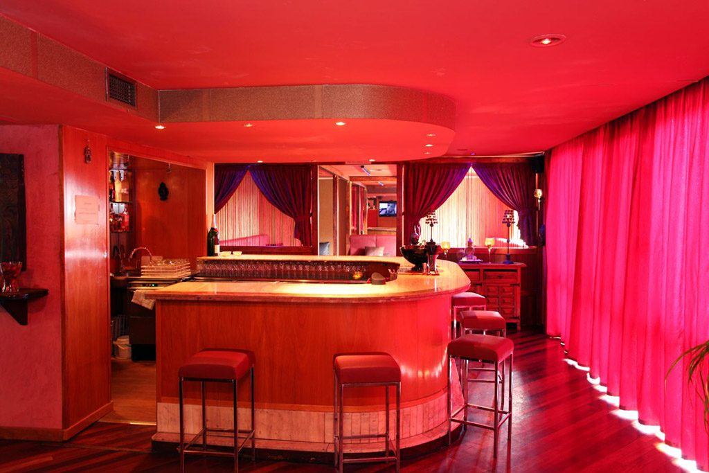 Training Pedralbes - Swinger Club in Barcelona, Spain