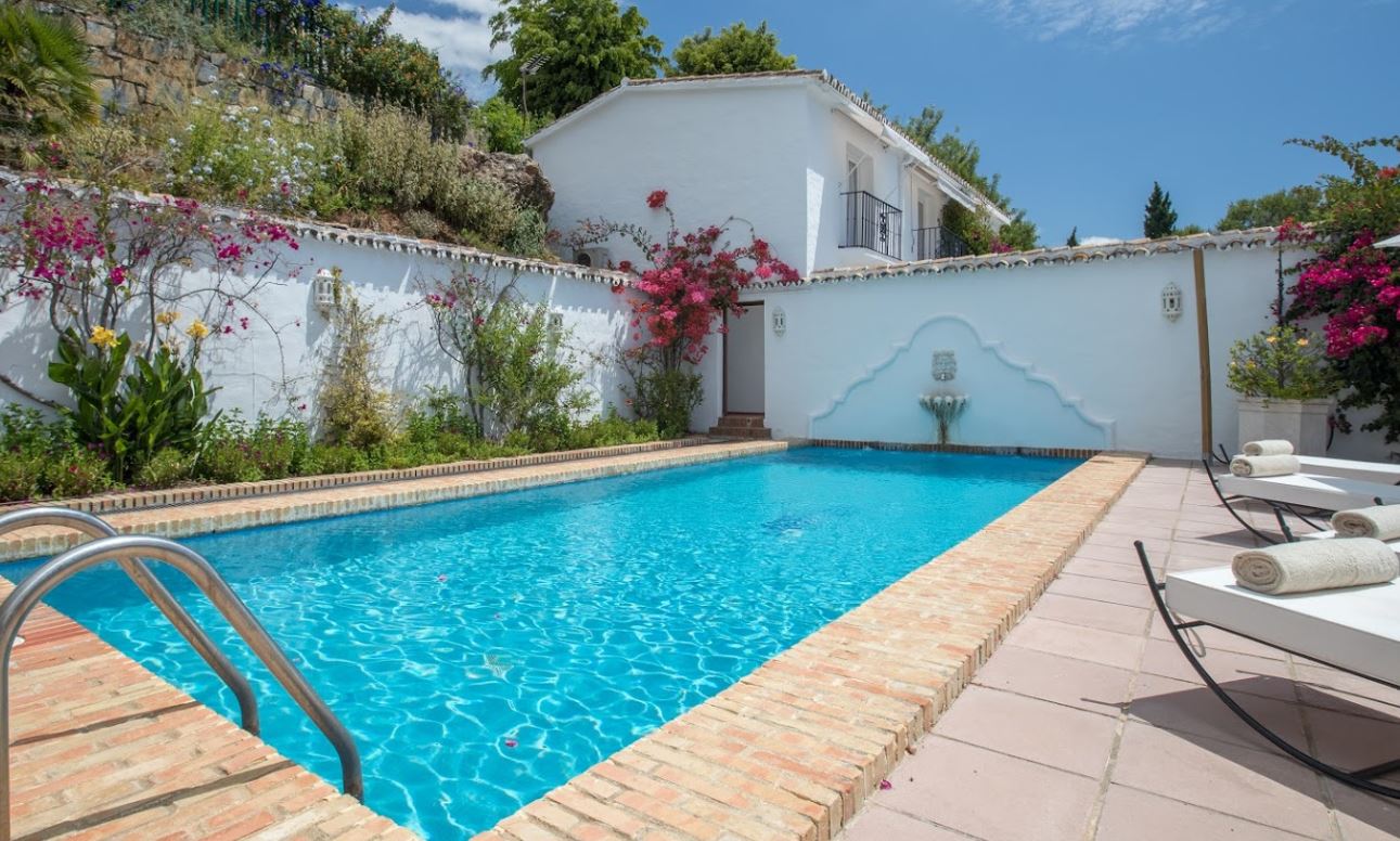 Mansion Babylon Marbella - Brothel in Benahavis, Spain