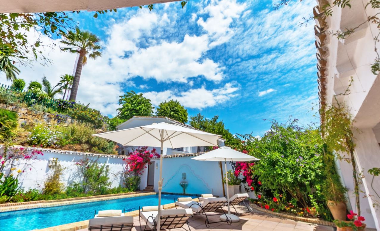 Mansion Babylon Marbella - Brothel in Benahavis, Spain
