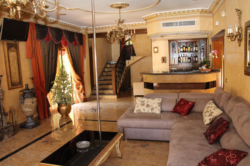 Villa Magna - Brothel in Benalmadena, Spain