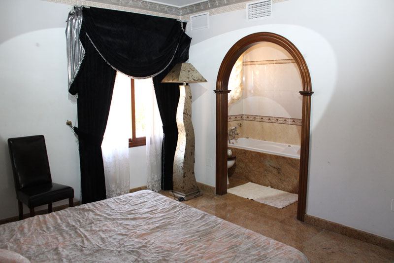 Villa Magna - Brothel in Benalmadena, Spain