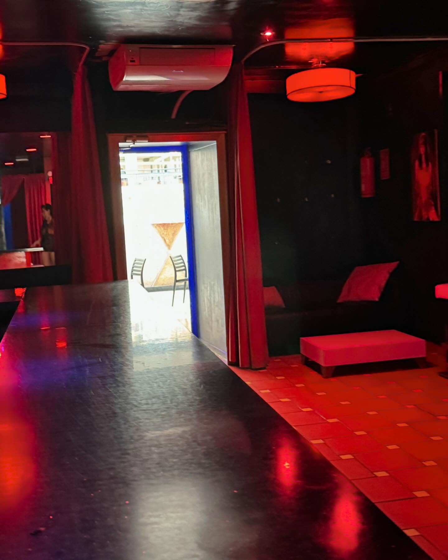 Ana's Bar Benidorm - Nightclub in Benidorm, Spain