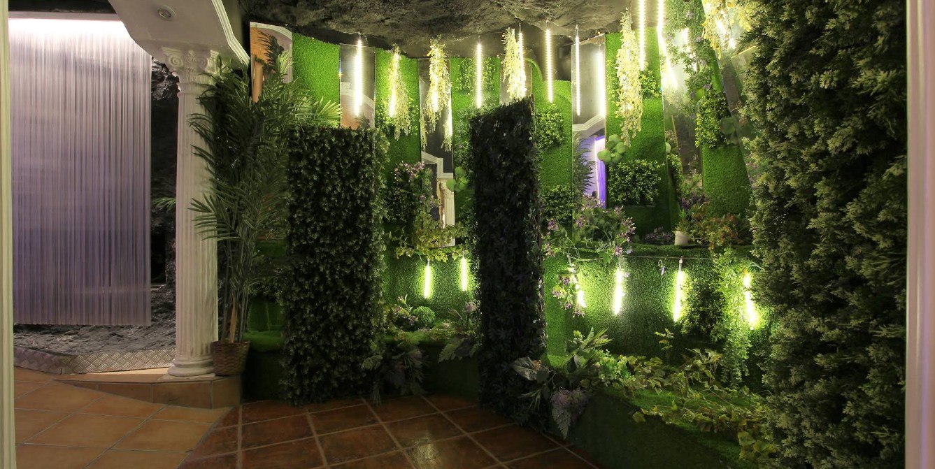 La Cueva - Nightclub in Benidorm, Spain