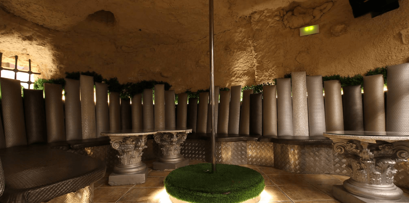 La Cueva - Nightclub in Benidorm, Spain