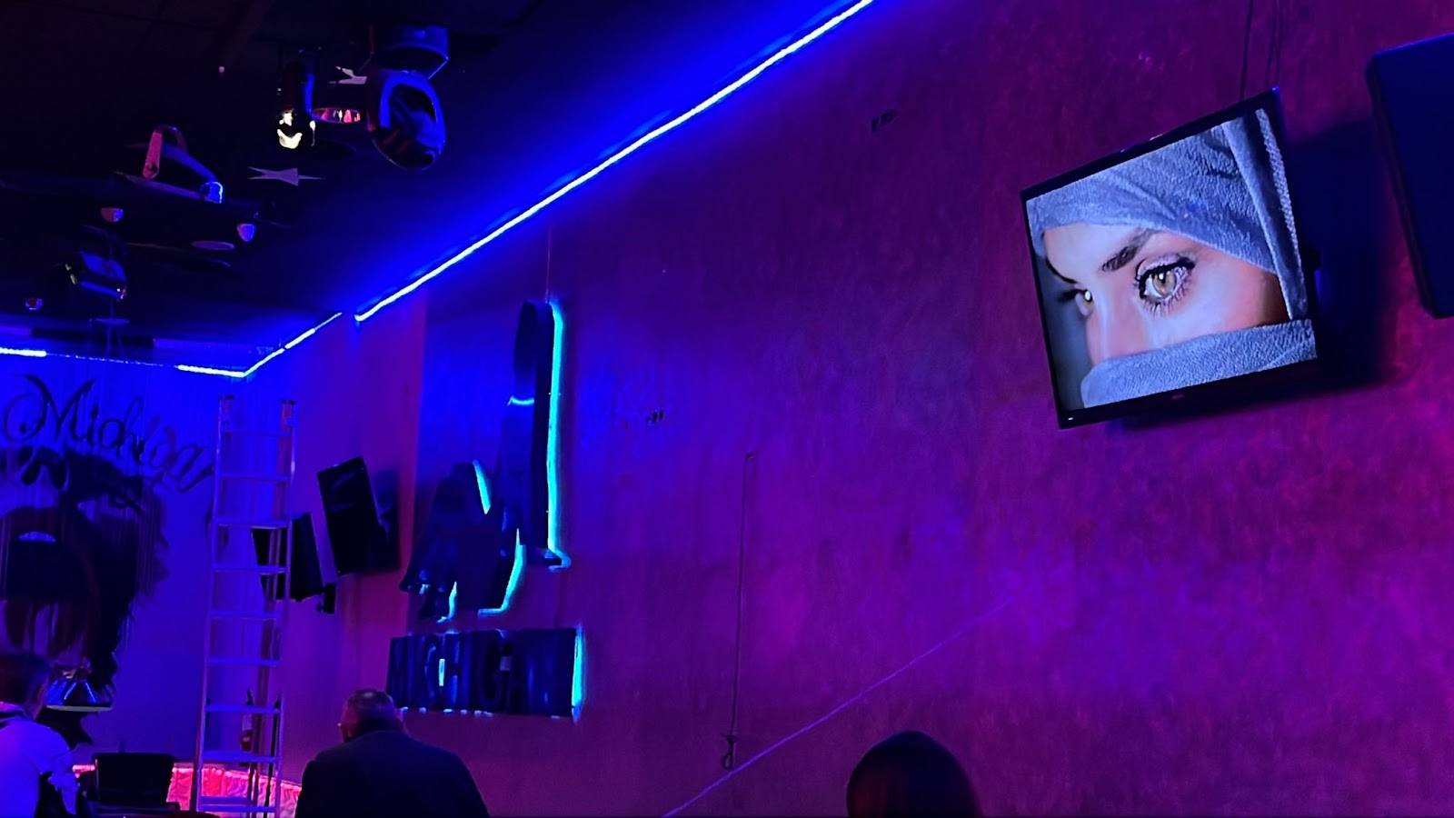 Club Sala Michigan - Nightclub in Cabanillas Del Campo, Spain