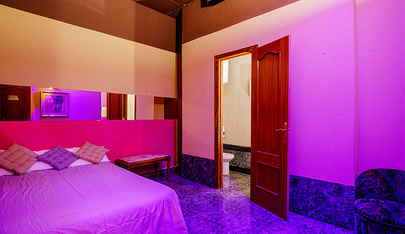 Look Cabaret - Nightclub in Castello D Empuries, Spain