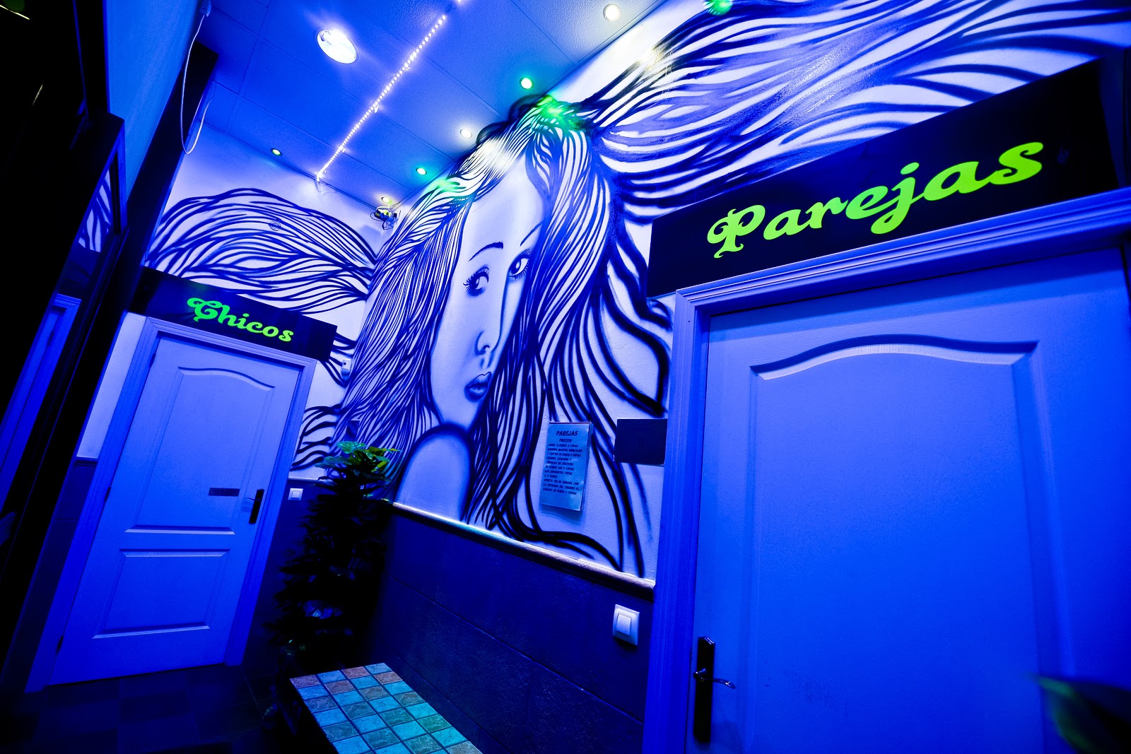 Pub Eva Y Adan - Swinger Club in El Puerto De Santa Maria, Spain
