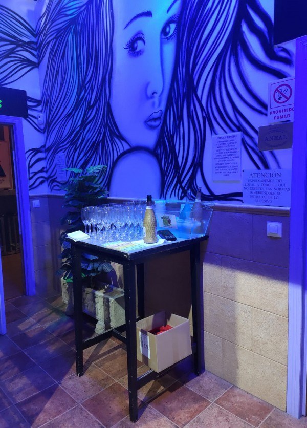 Pub Eva Y Adan - Swinger Club in El Puerto De Santa Maria, Spain