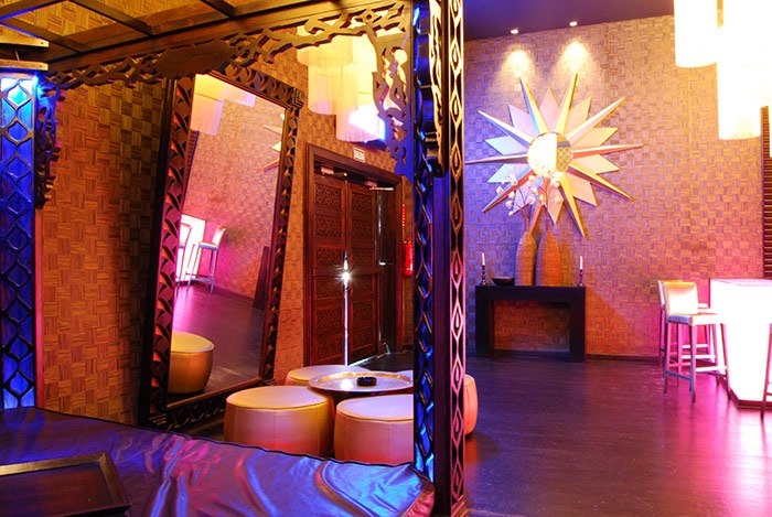 Las Palmeras - Night Pub Alicante - Nightclub in Elche, Spain