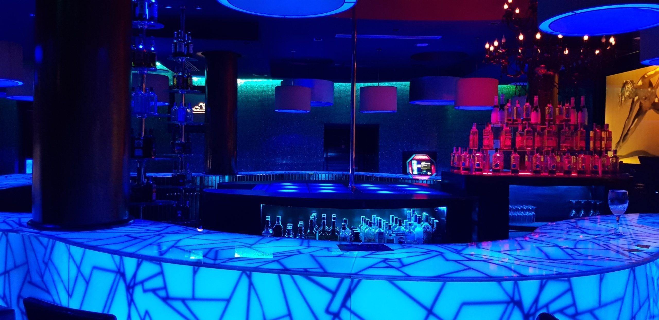Las Palmeras - Night Pub Alicante - Nightclub in Elche, Spain