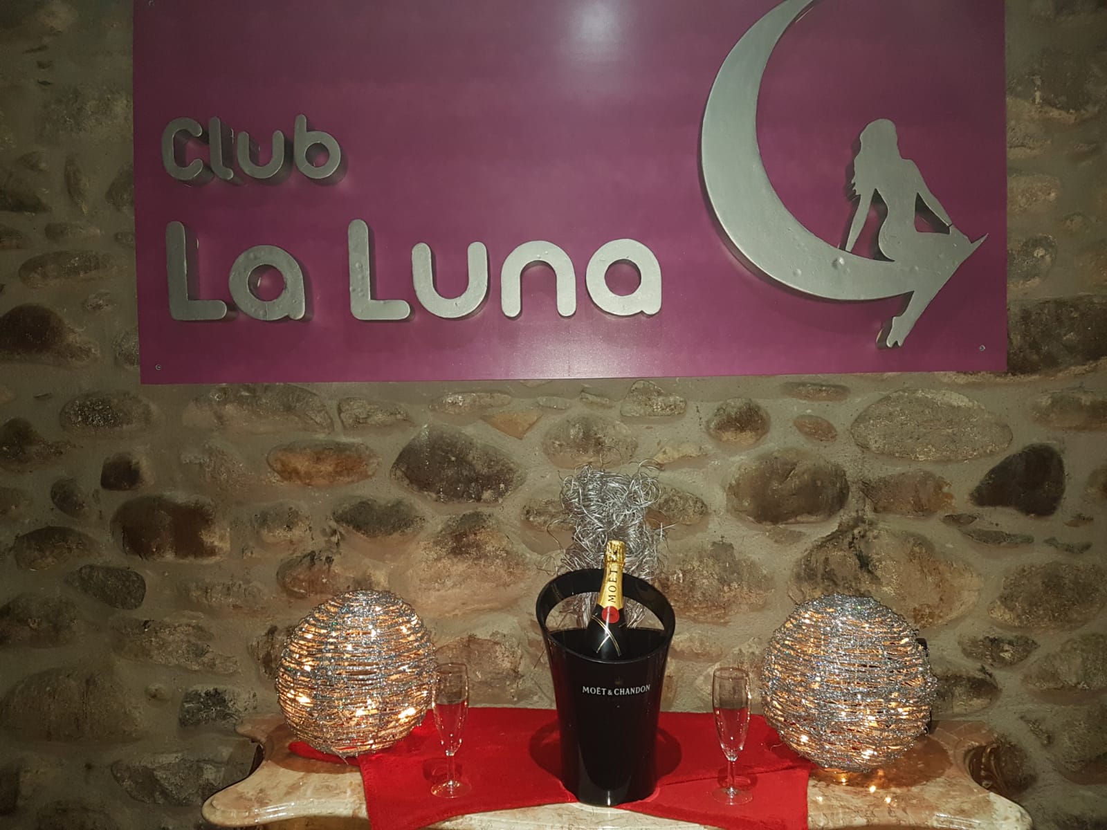 Club La Luna Girona - Nightclub in Girona, Spain