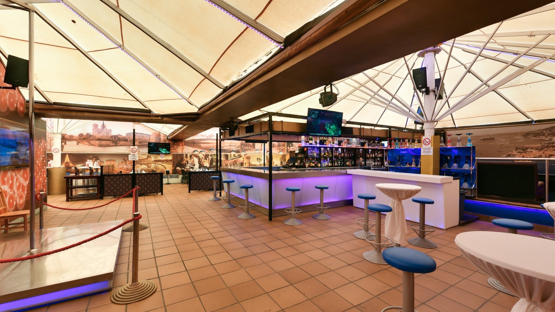 Club Paradise - Nightclub in La Jonquera, Spain
