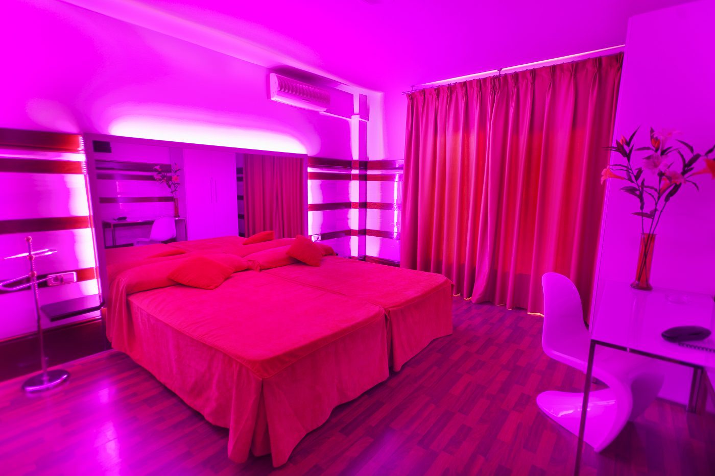 Sala Flowers - Brothel in Las Matas, Spain