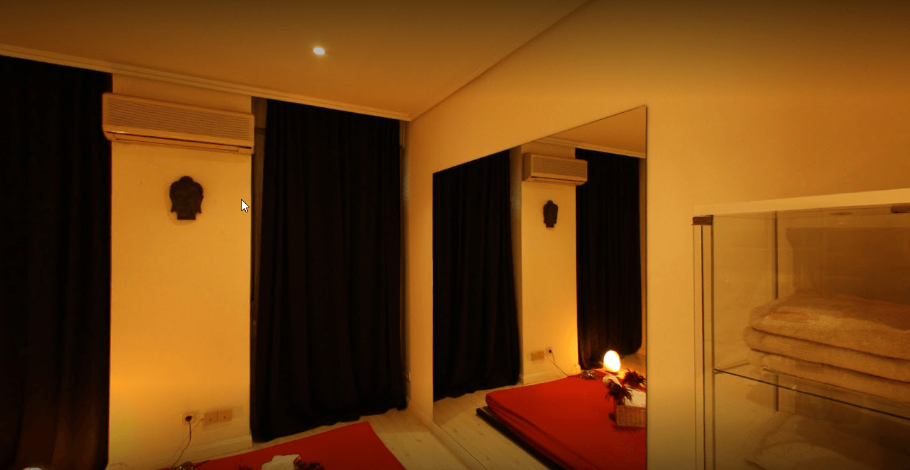 Masajes Elena - Erotic Massage in Madrid, Spain
