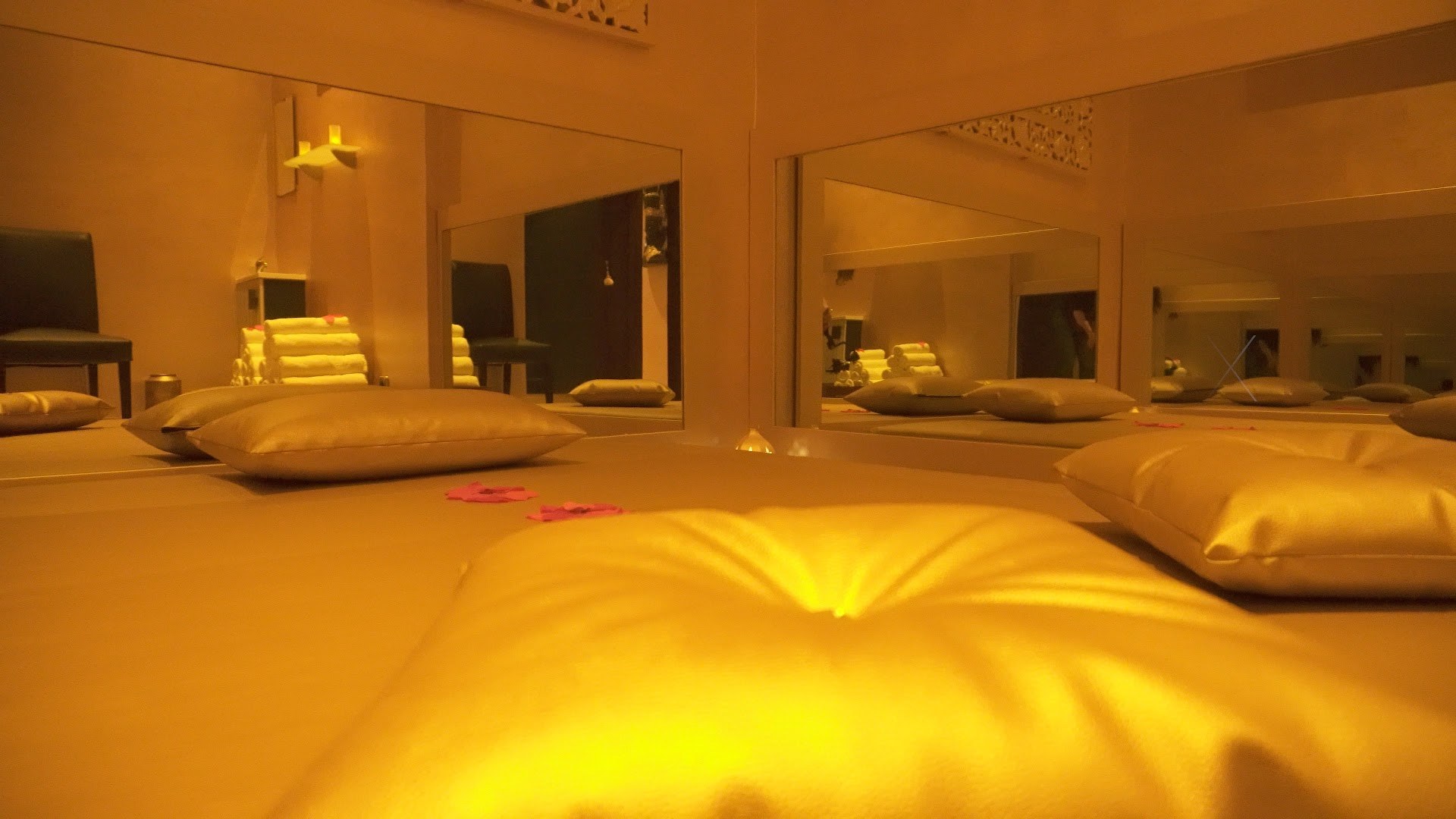 Masajes Eróticos En Madrid - PrivÉ Space - Erotic Massage in Madrid, Spain