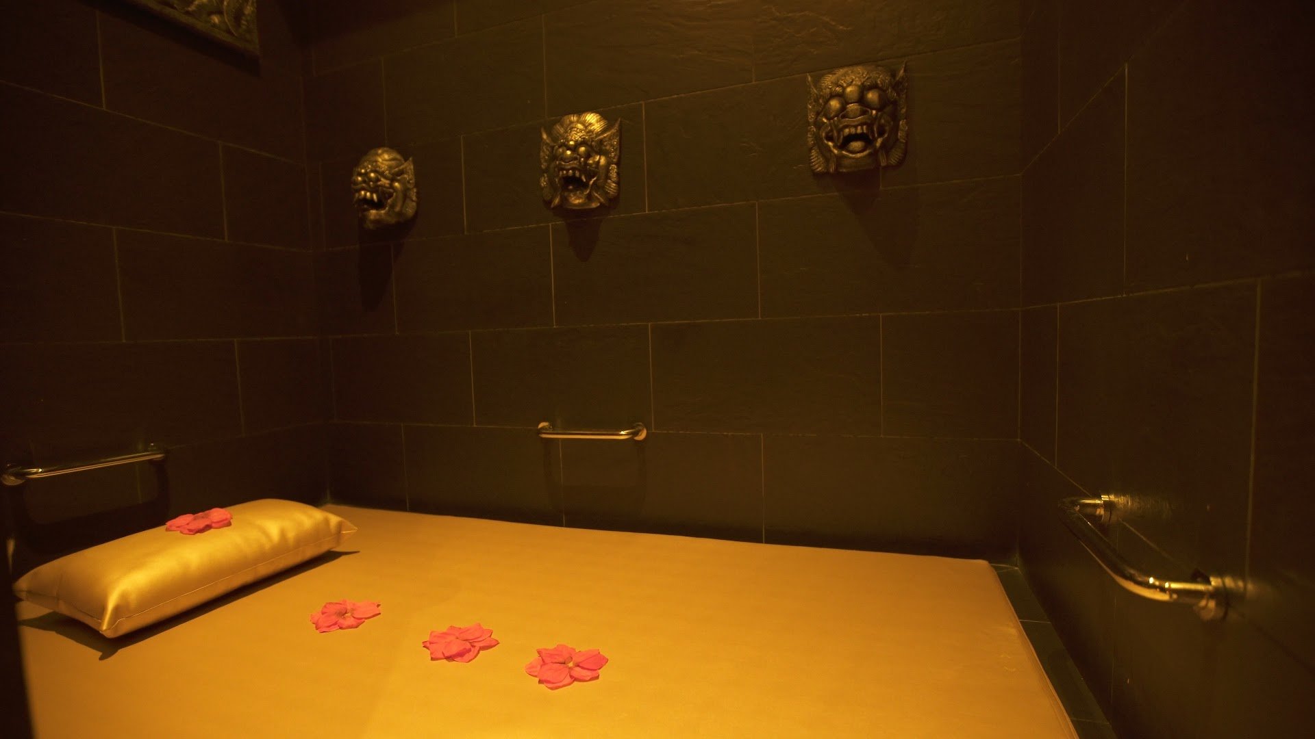 Masajes Eróticos En Madrid - PrivÉ Space - Erotic Massage in Madrid, Spain