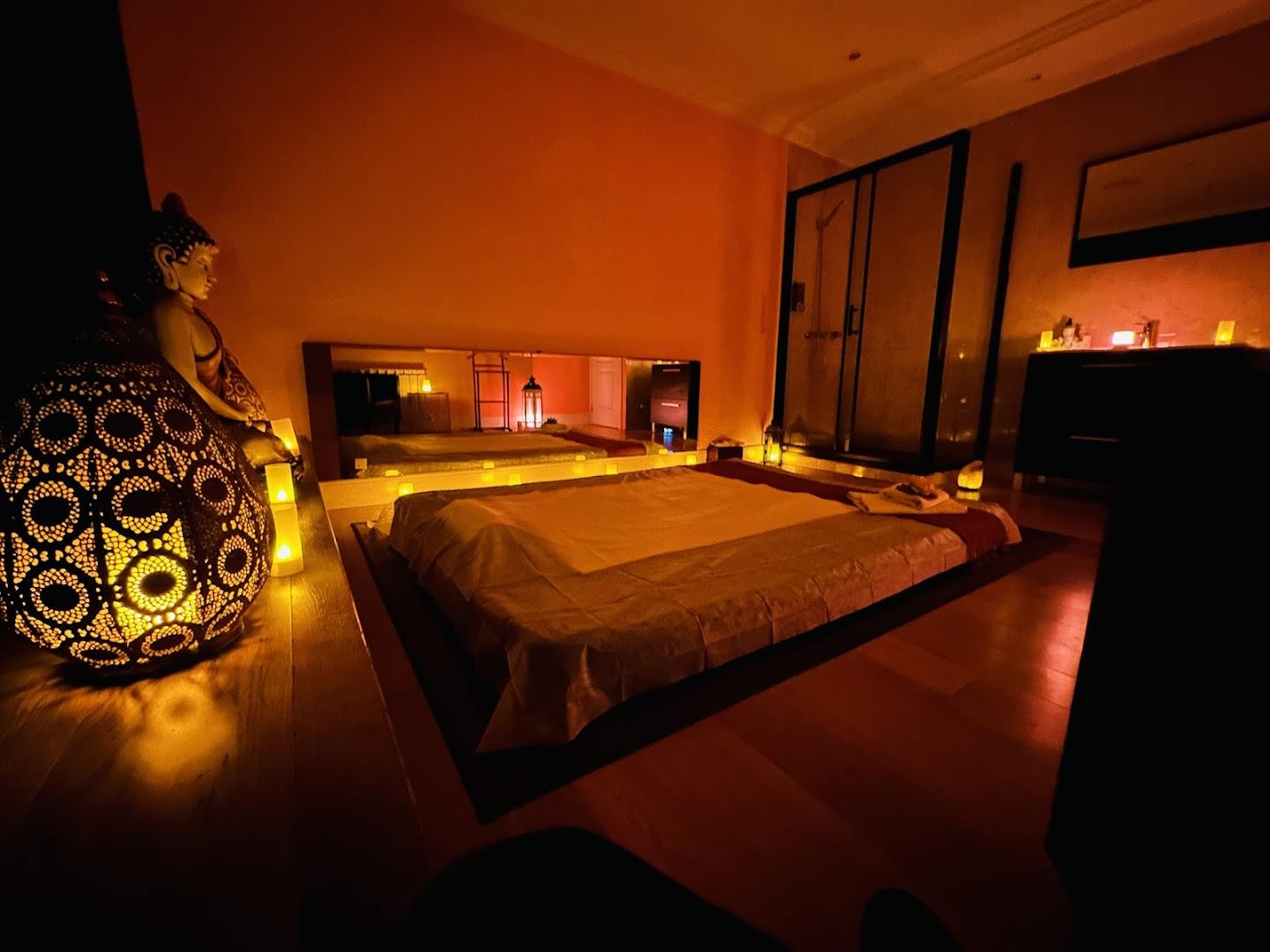 Sense Masajes Tántricos Y Eróticos Para Mujeres Y Parejas Madrid - Erotic Massage in Madrid, Spain